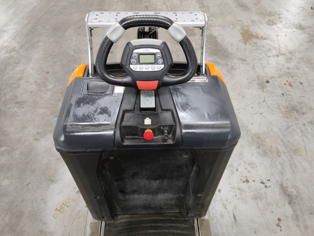 Still LTX50 - Trattore elettrico: foto 3 Still LTX50 - Trattore elettrico: foto 3