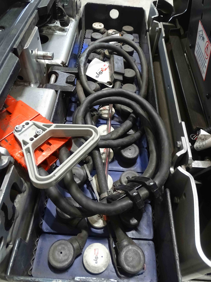 Still LTX50 - Trattore elettrico: foto 4 Still LTX50 - Trattore elettrico: foto 4