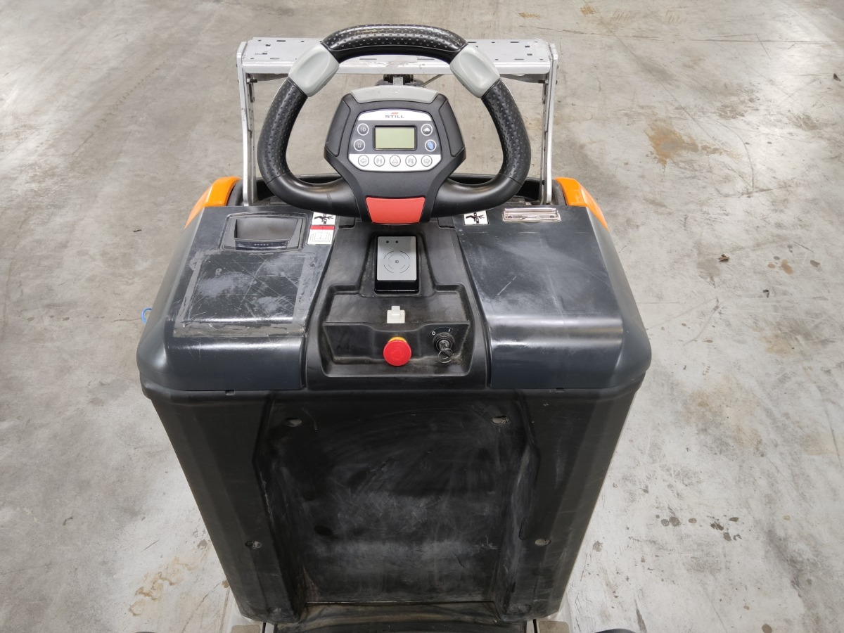 Still LTX50 - Trattore elettrico: foto 3 Still LTX50 - Trattore elettrico: foto 3