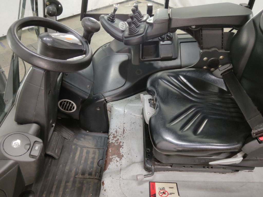 Still RX60-30L - Carrello elevatore elettrico: foto 3 Still RX60-30L - Carrello elevatore elettrico: foto 3