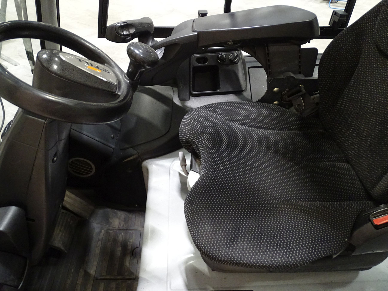 Still RX60-40 - Carrello elevatore elettrico: foto 3 Still RX60-40 - Carrello elevatore elettrico: foto 3