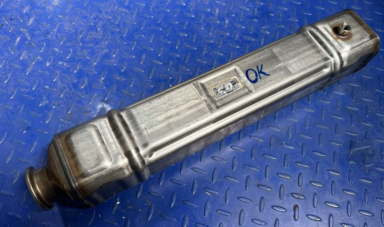 DETROIT DD15 A4721401575 - Radiatore EGR per Camion: foto 4 DETROIT DD15 A4721401575 - Radiatore EGR per Camion: foto 4