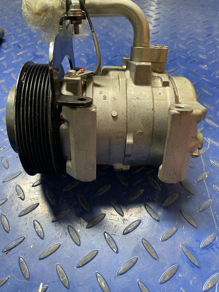 MERCEDES-BENZ MP4,ACTROS Denso A9362300111 - Compressore A/C per Camion: foto 1 MERCEDES-BENZ MP4,ACTROS Denso A9362300111 - Compressore A/C per Camion: foto 1