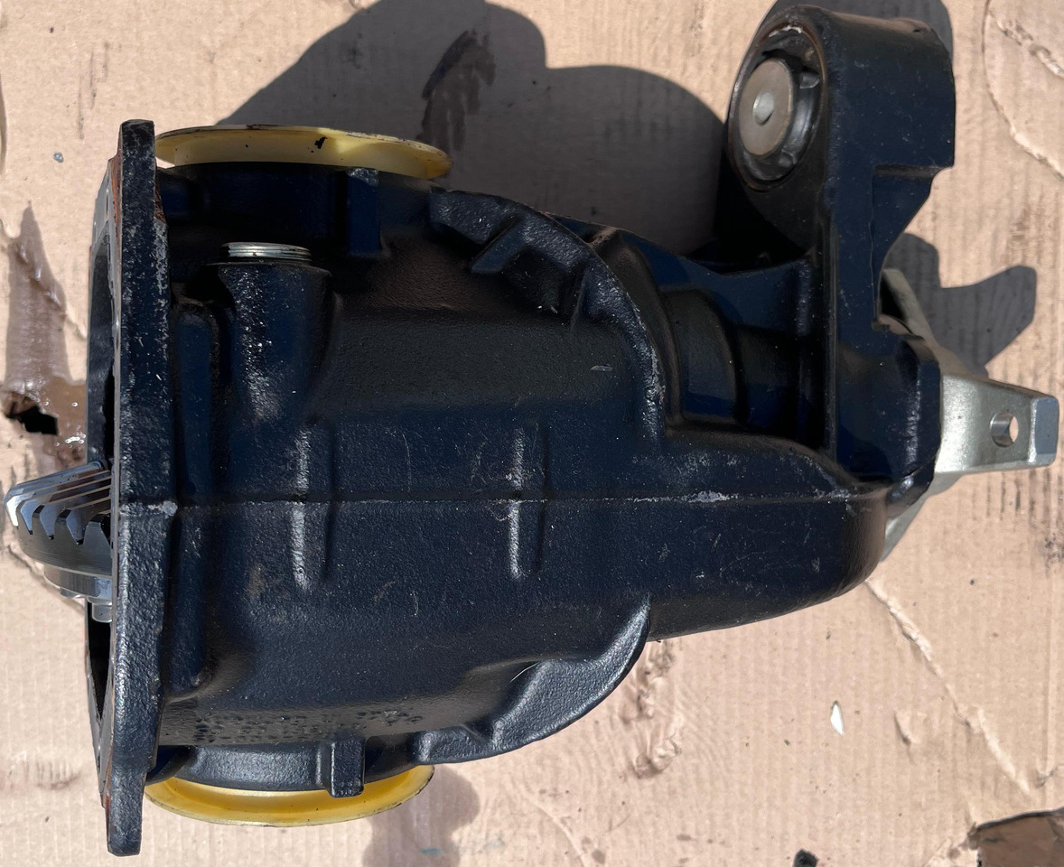 MERCEDES-BENZ Mercedes Benz Rear Axle Differential A1663510605 - Differenziale: foto 1 MERCEDES-BENZ Mercedes Benz Rear Axle Differential A1663510605 - Differenziale: foto 1