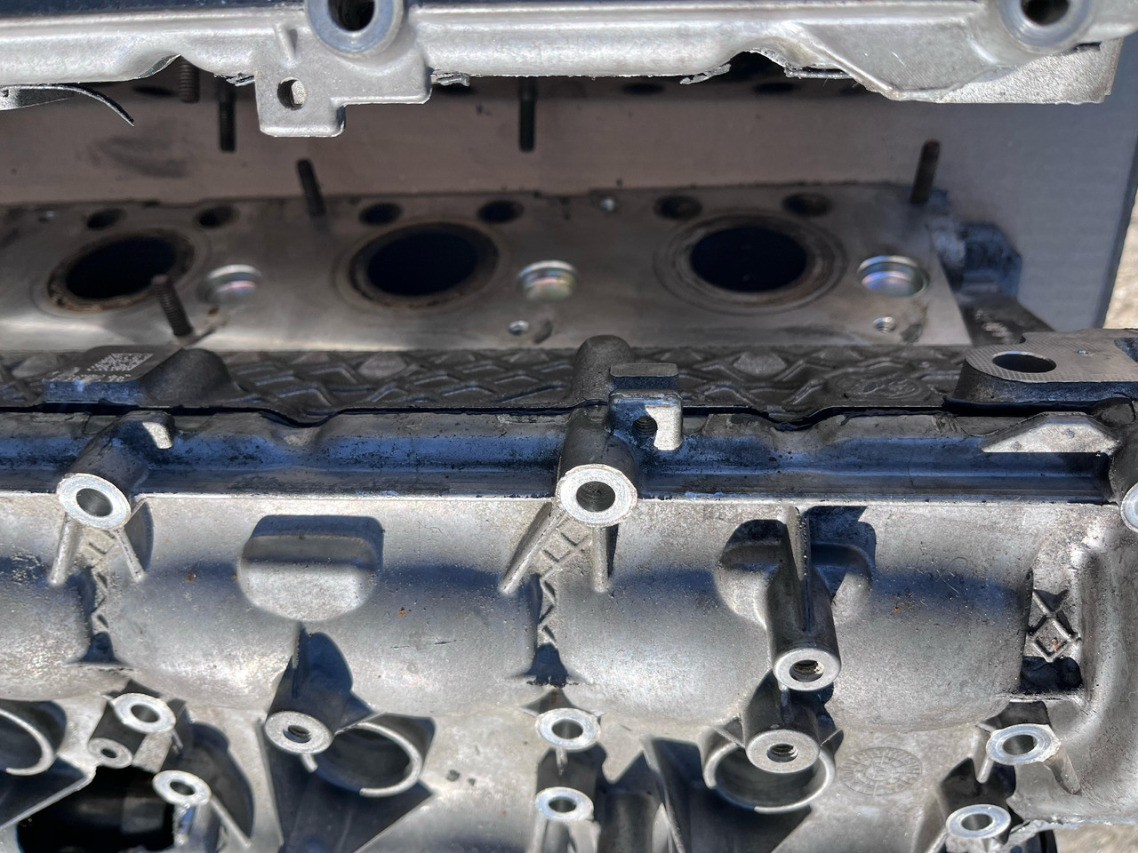 Mercedes Benz Cylinder Heads A2730160105 / A2730160005 - Blocco cilindri: foto 5 Mercedes Benz Cylinder Heads A2730160105 / A2730160005 - Blocco cilindri: foto 5