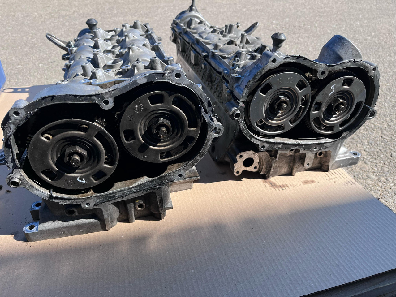 Mercedes Benz Cylinder Heads A2730160105 / A2730160005 - Blocco cilindri: foto 2 Mercedes Benz Cylinder Heads A2730160105 / A2730160005 - Blocco cilindri: foto 2