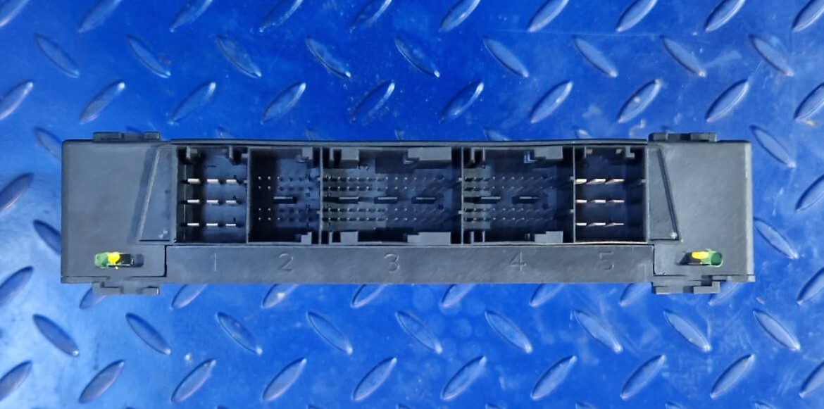 Mercedes CPC3 Actros MP4 A0044465602 - Ricambi per Camion: foto 2 Mercedes CPC3 Actros MP4 A0044465602 - Ricambi per Camion: foto 2