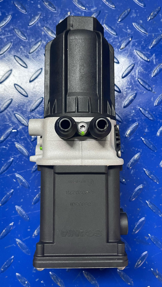 SCANIA AdBlue Pump Euro 6 2057543 - Ricambi: foto 3 SCANIA AdBlue Pump Euro 6 2057543 - Ricambi: foto 3