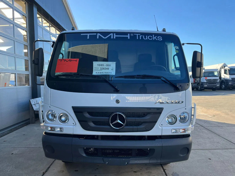 Mercedes-Benz Accelo 915 4x2 Flatbed with dropsides - Autocarro con pianale/ Cassone fisso: foto 4 Mercedes-Benz Accelo 915 4x2 Flatbed with dropsides - Autocarro con pianale/ Cassone fisso: foto 4