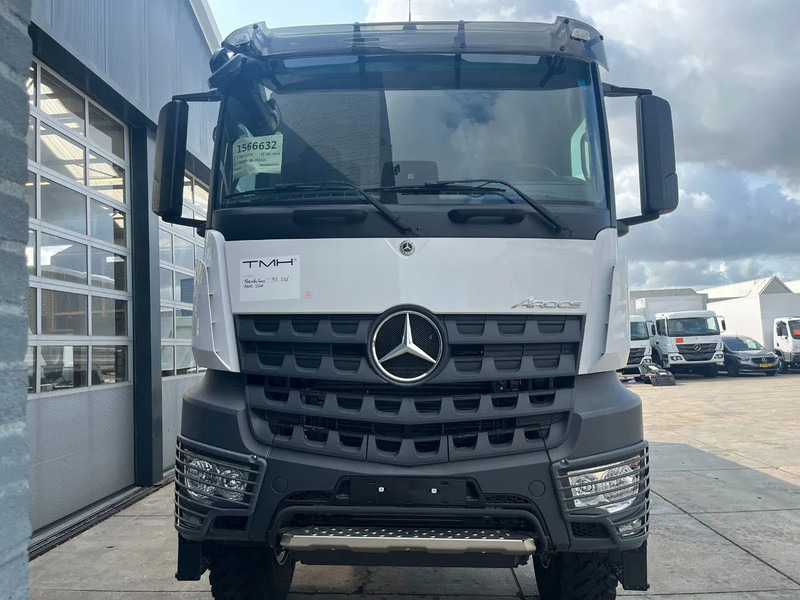 Mercedes-Benz Arocs 3340 A 6x6 Cargo Truck - Camion centinato: foto 4 Mercedes-Benz Arocs 3340 A 6x6 Cargo Truck - Camion centinato: foto 4