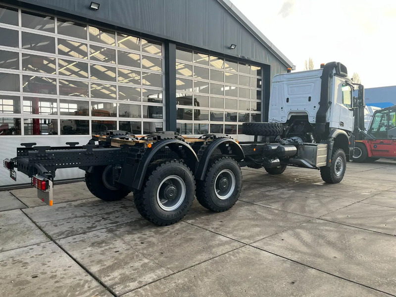 Mercedes-Benz Arocs 3340 A 6x6 Chassis cabin - Autocarro telaio: foto 5 Mercedes-Benz Arocs 3340 A 6x6 Chassis cabin - Autocarro telaio: foto 5
