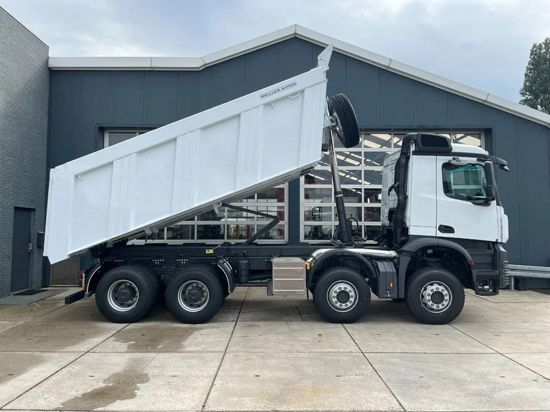 Autocarro ribaltabile nuovo Mercedes-Benz Arocs 4140 K 8x4 Meiller tipper (15 units): foto 11