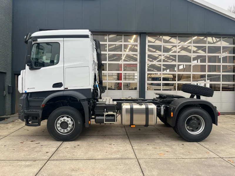 Mercedes-Benz Actros 2045 S 4x2 Tractor Head - Trattore stradale: foto 2 Mercedes-Benz Actros 2045 S 4x2 Tractor Head - Trattore stradale: foto 2