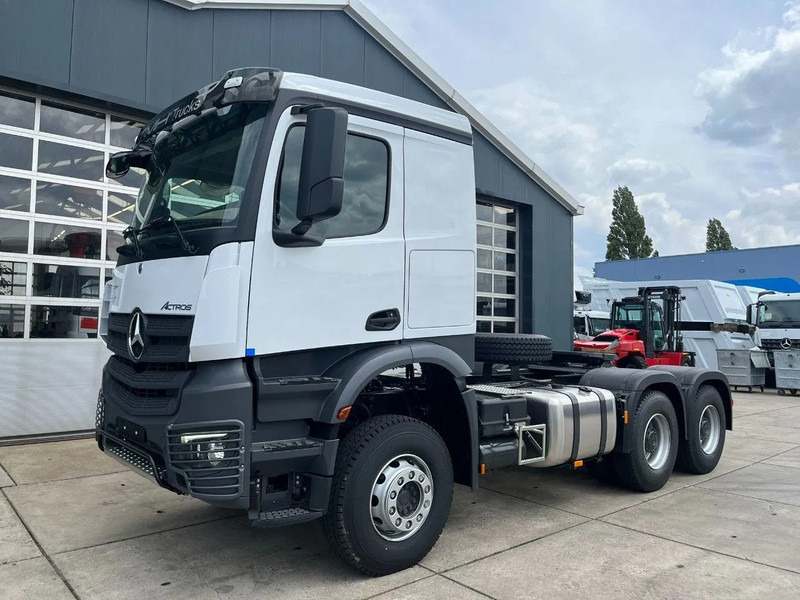 Mercedes-Benz Actros 3348 S 6x4 Tractor Head - Trattore stradale: foto 1 Mercedes-Benz Actros 3348 S 6x4 Tractor Head - Trattore stradale: foto 1