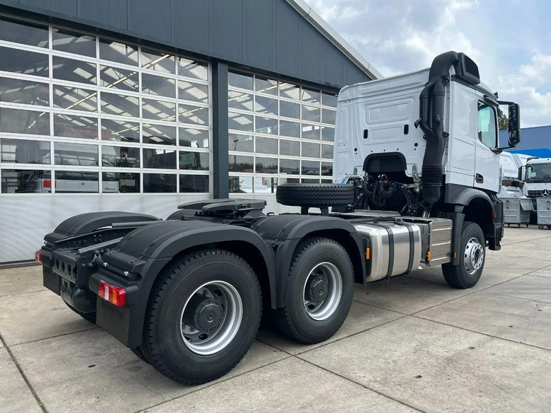 Trattore stradale nuovo Mercedes-Benz Actros 3348 S 6x4 Tractor Head: foto 6