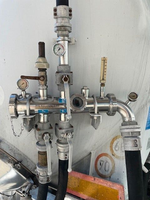 Feldbinder KIP 60 3 - Semirimorchio silos: foto 5 Feldbinder KIP 60 3 - Semirimorchio silos: foto 5