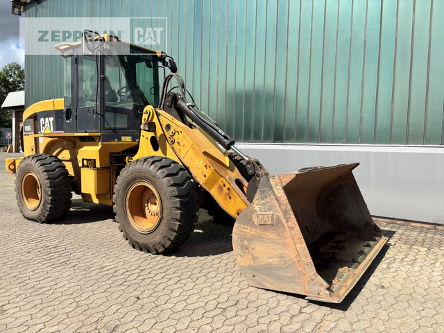 Cat 930G - Pala gommata: foto 1 Cat 930G - Pala gommata: foto 1