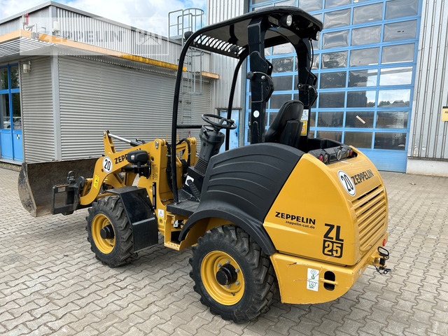 Zeppelin ZL25 - Pala gommata: foto 3 Zeppelin ZL25 - Pala gommata: foto 3
