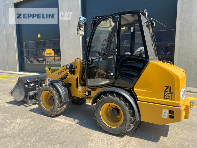 Zeppelin ZL35 - Pala gommata: foto 3 Zeppelin ZL35 - Pala gommata: foto 3