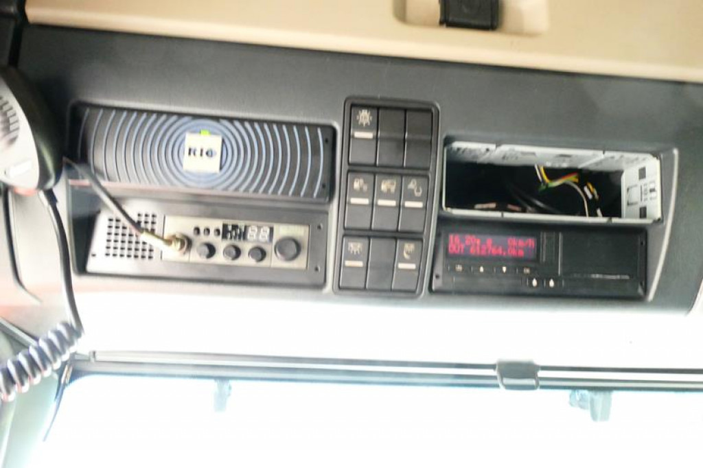 MAN TG-X 24.500 6x2-4 LL-U Pritsche Maschinentransporter - Autocarro con pianale/ Cassone fisso: foto 5 MAN TG-X 24.500 6x2-4 LL-U Pritsche Maschinentransporter - Autocarro con pianale/ Cassone fisso: foto 5