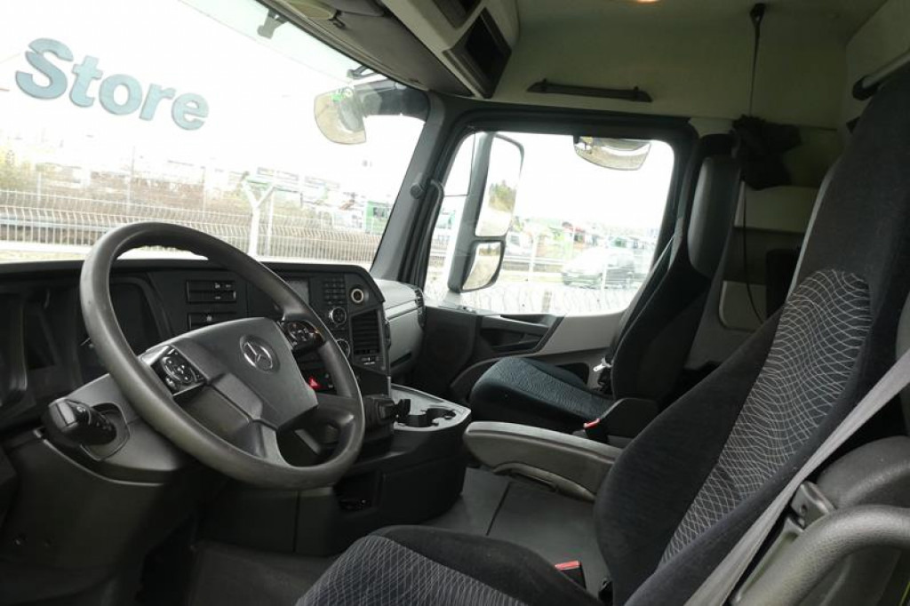 Autocarro con pianale/ Cassone fisso, Camion con gru MERCEDES-BENZ Antos 2543 L 6x2 Pritsche Heckkran: foto 7 Autocarro con pianale/ Cassone fisso, Camion con gru MERCEDES-BENZ Antos 2543 L 6x2 Pritsche Heckkran: foto 7