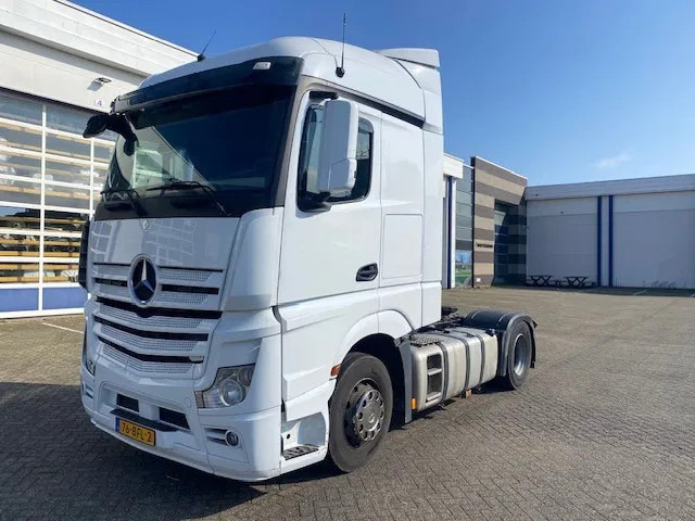 Mercedes-Benz Actros 1845 ls BREDE EN HOGE cabine, euro 6, wordt verwacht. - Trattore stradale: foto 1 Mercedes-Benz Actros 1845 ls BREDE EN HOGE cabine, euro 6, wordt verwacht. - Trattore stradale: foto 1