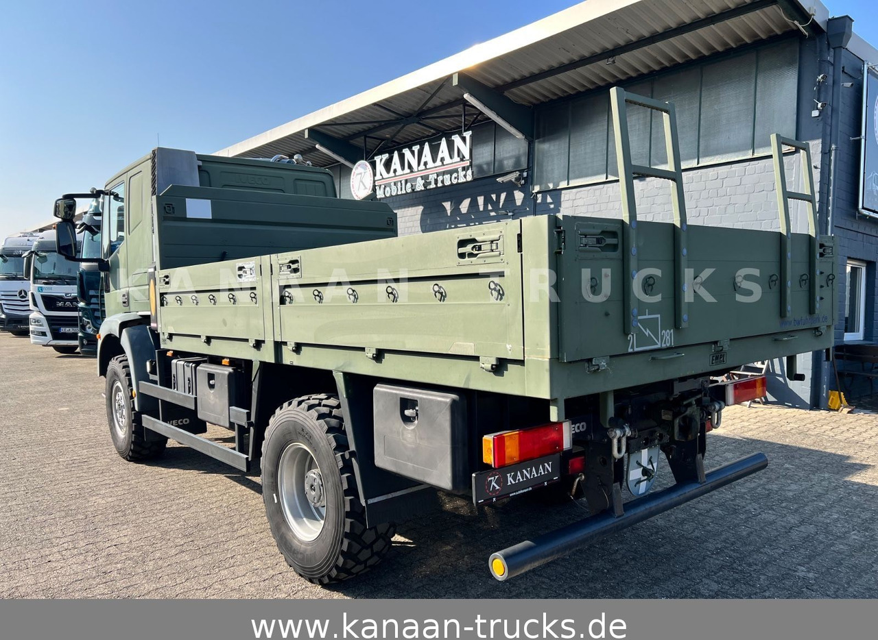 Iveco ML100E22WM-BW 4x4 Miltär Camper Exped 8.670Km - Autocarro con pianale/ Cassone fisso: foto 4 Iveco ML100E22WM-BW 4x4 Miltär Camper Exped 8.670Km - Autocarro con pianale/ Cassone fisso: foto 4