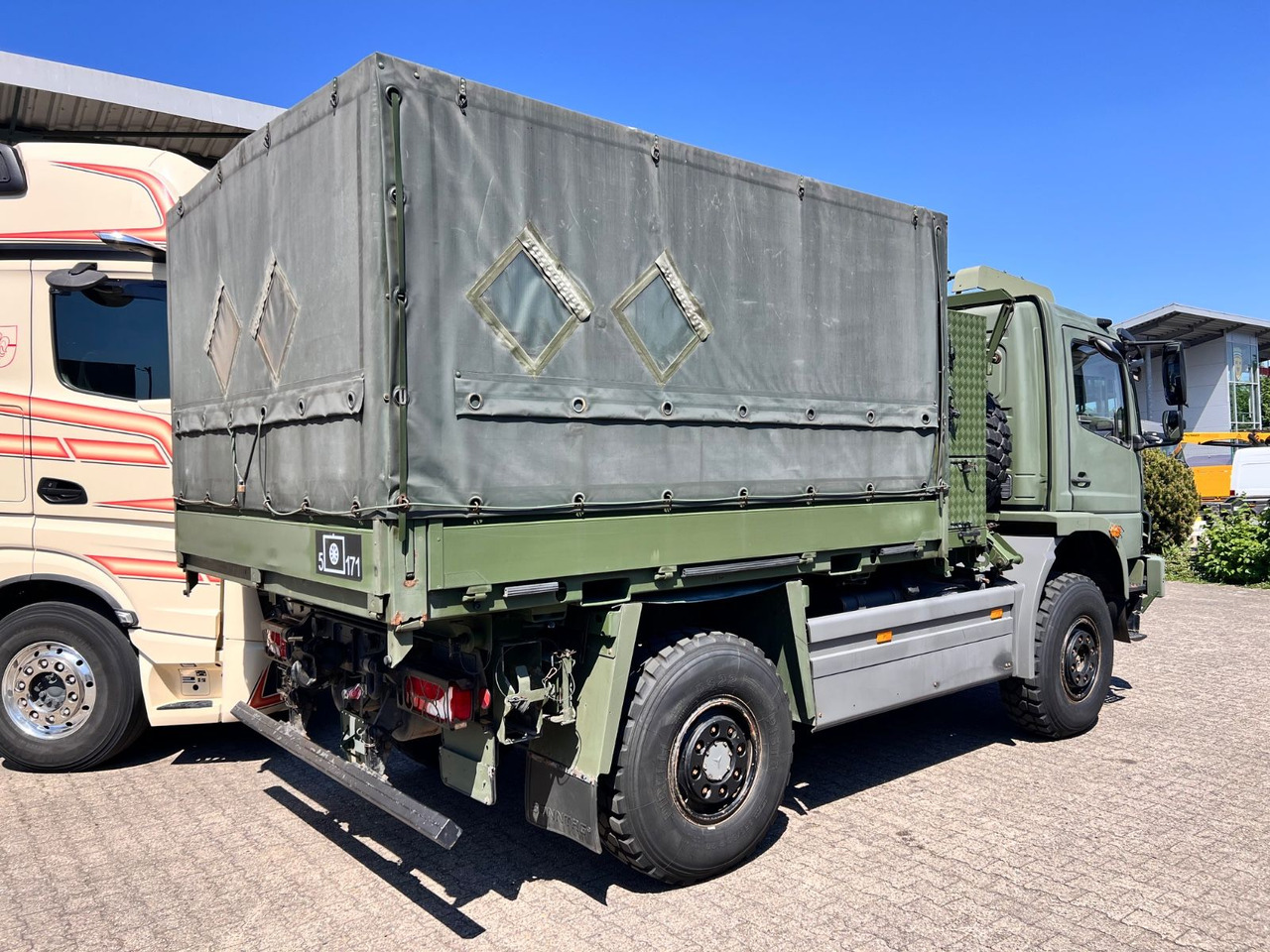 Mercedes-Benz 1018 Atego 4x4 Allrad Miltär Camper Expedition - Autocarro portacontainer/ Caisse interchangeable: foto 4 Mercedes-Benz 1018 Atego 4x4 Allrad Miltär Camper Expedition - Autocarro portacontainer/ Caisse interchangeable: foto 4
