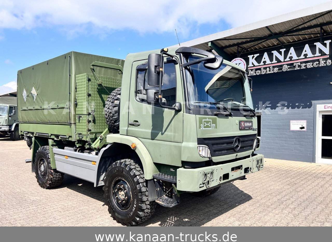 Mercedes-Benz 1018 Atego 4x4 Allrad Miltär Camper Expedition - Autocarro portacontainer/ Caisse interchangeable: foto 1 Mercedes-Benz 1018 Atego 4x4 Allrad Miltär Camper Expedition - Autocarro portacontainer/ Caisse interchangeable: foto 1