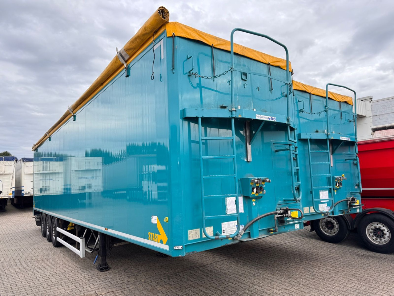 Leasing di Stas S 300 ZX Walkingfloor Schubboden 2 x Vorhanden Stas S 300 ZX Walkingfloor Schubboden 2 x Vorhanden: foto 8 Leasing di Stas S 300 ZX Walkingfloor Schubboden 2 x Vorhanden Stas S 300 ZX Walkingfloor Schubboden 2 x Vorhanden: foto 8