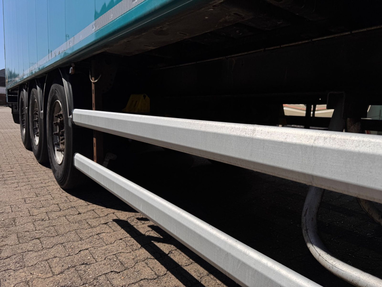 Leasing di Stas S 300 ZX Walkingfloor Schubboden 2 x Vorhanden Stas S 300 ZX Walkingfloor Schubboden 2 x Vorhanden: foto 16 Leasing di Stas S 300 ZX Walkingfloor Schubboden 2 x Vorhanden Stas S 300 ZX Walkingfloor Schubboden 2 x Vorhanden: foto 16