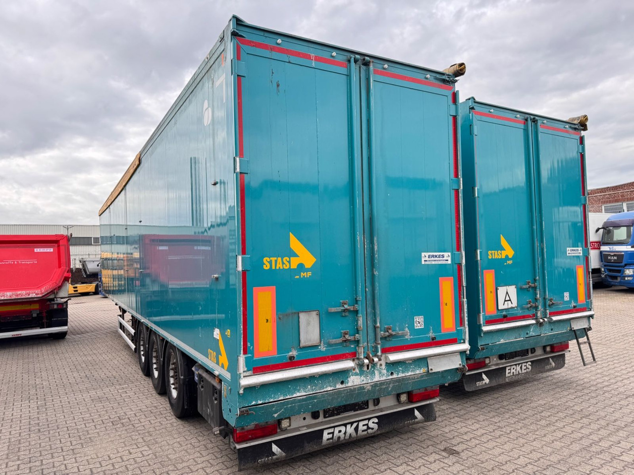 Leasing di Stas S 300 ZX Walkingfloor Schubboden 2 x Vorhanden Stas S 300 ZX Walkingfloor Schubboden 2 x Vorhanden: foto 7 Leasing di Stas S 300 ZX Walkingfloor Schubboden 2 x Vorhanden Stas S 300 ZX Walkingfloor Schubboden 2 x Vorhanden: foto 7