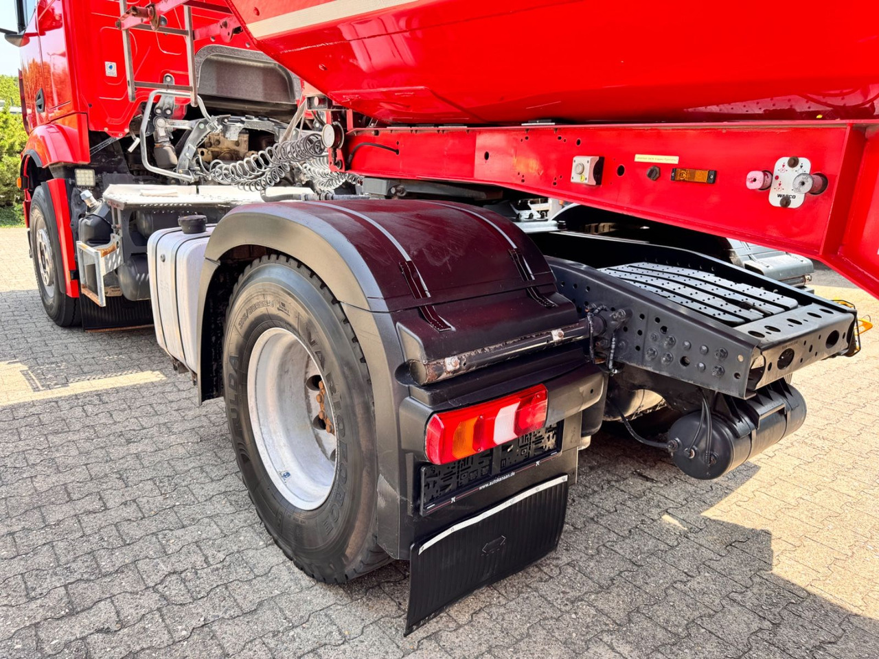 Mercedes-Benz 1846 Actros LS Kipphydraulik Alcoa - Trattore stradale: foto 4 Mercedes-Benz 1846 Actros LS Kipphydraulik Alcoa - Trattore stradale: foto 4