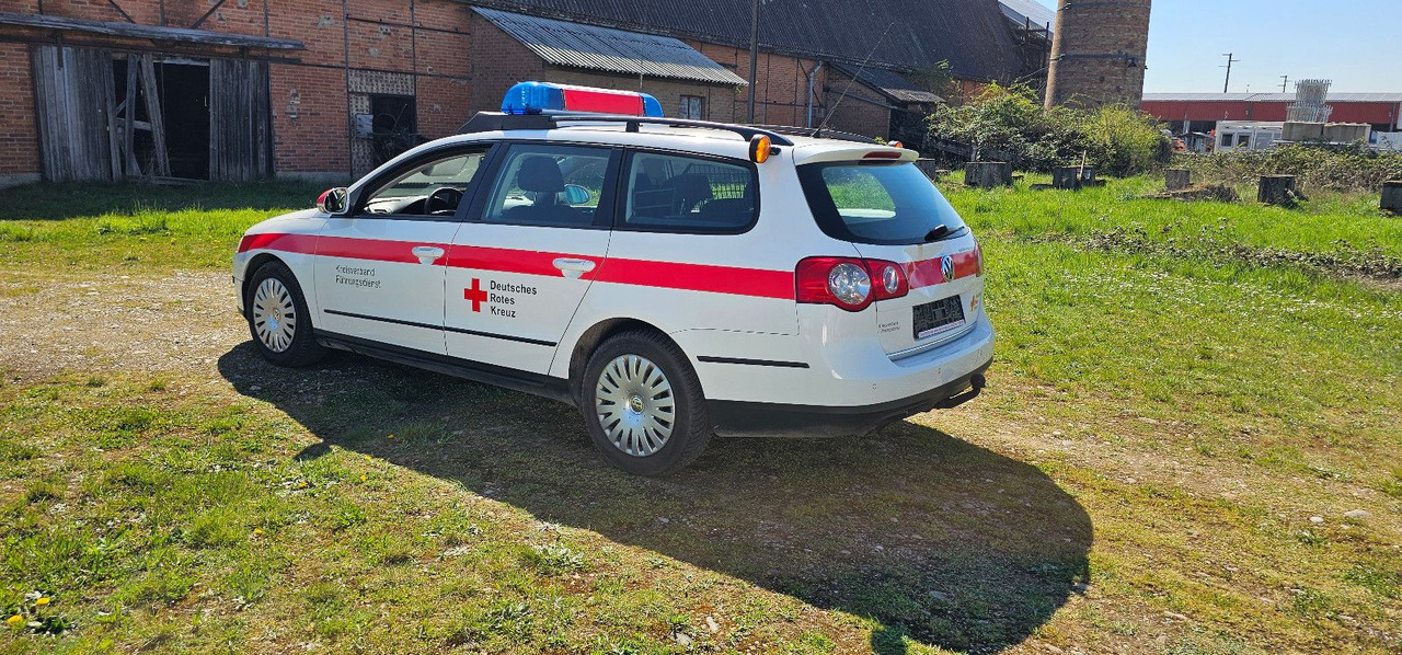 Volkswagen Allrad Feuerwehr Kommandowagen HVO KDOW ELW - Berlina: foto 3 Volkswagen Allrad Feuerwehr Kommandowagen HVO KDOW ELW - Berlina: foto 3