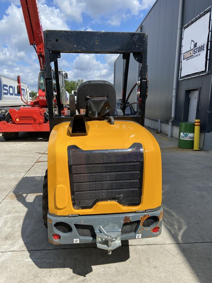 GiANT G2700 Xtra HD (6436) - Pala articolata: foto 5 GiANT G2700 Xtra HD (6436) - Pala articolata: foto 5