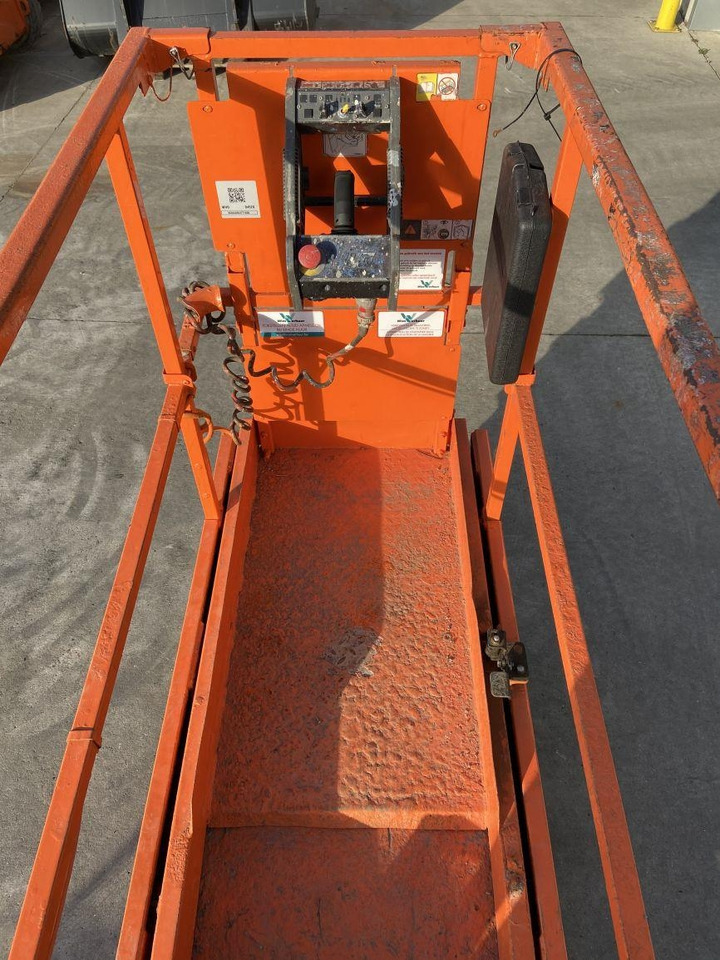 JLG 1930ES (4520) - Piattaforma a pantografo: foto 4 JLG 1930ES (4520) - Piattaforma a pantografo: foto 4