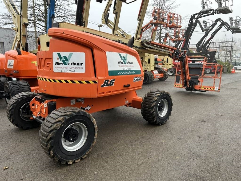 JLG 520AJ (2633) - Piattaforma articolata: foto 3 JLG 520AJ (2633) - Piattaforma articolata: foto 3