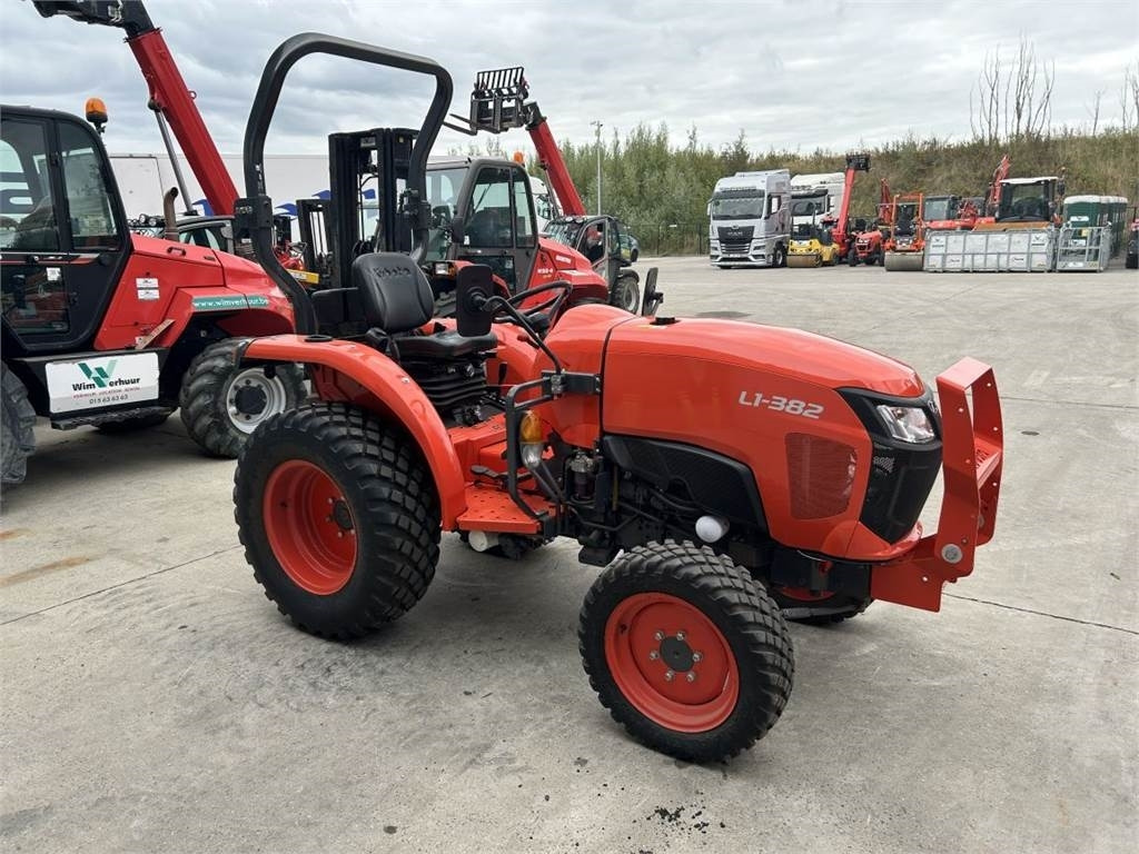 Kubota L1-382 (7325) - Trattore comunale: foto 2 Kubota L1-382 (7325) - Trattore comunale: foto 2