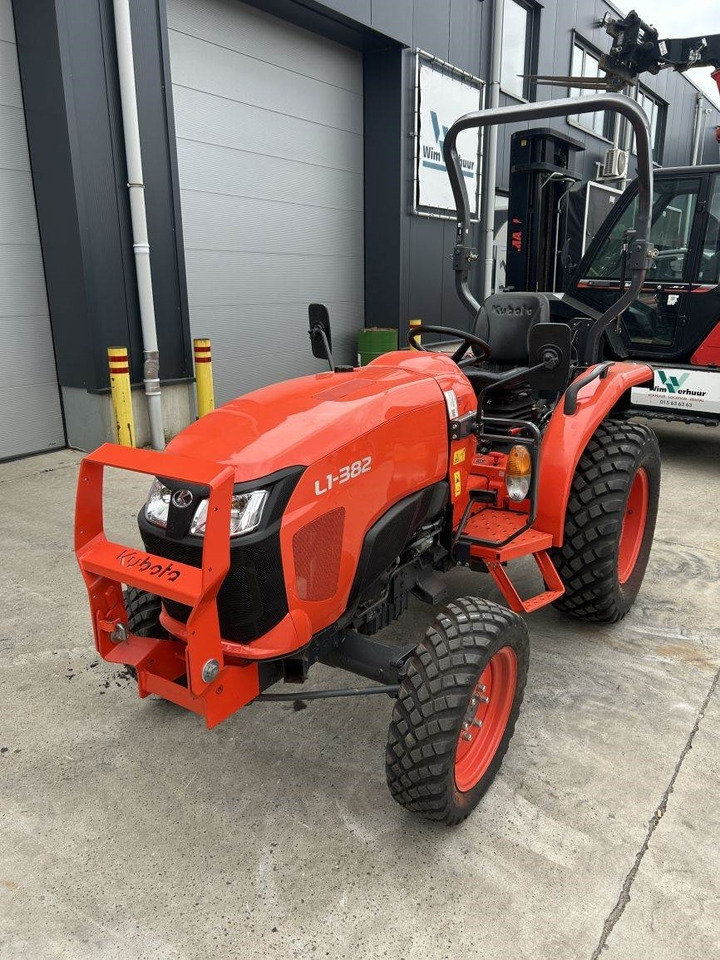 Kubota L1-382 (7325) - Trattore comunale: foto 5 Kubota L1-382 (7325) - Trattore comunale: foto 5