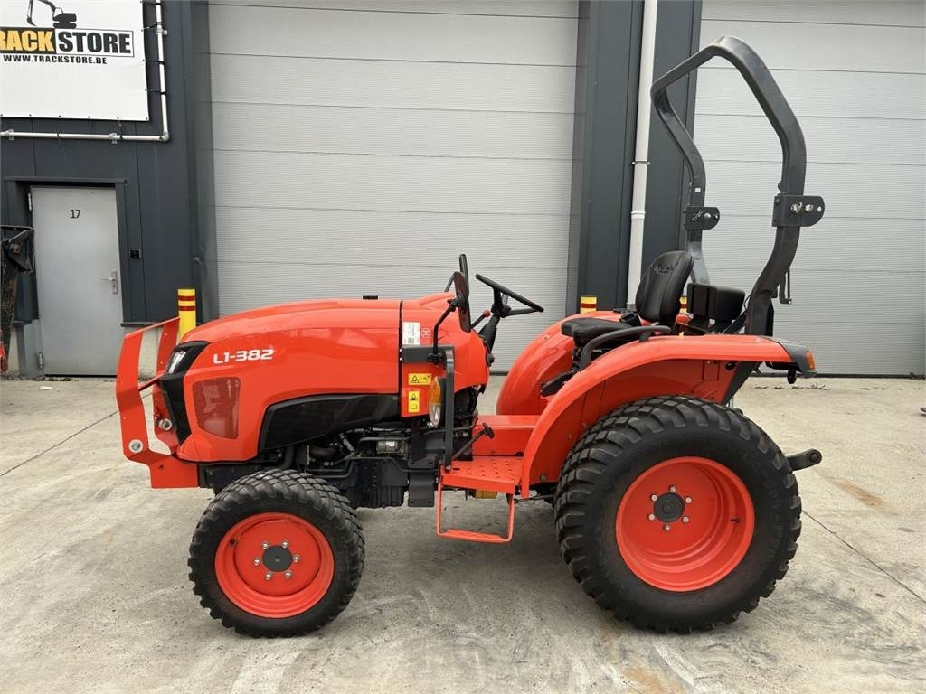 Kubota L1-382 (7325) - Trattore comunale: foto 3 Kubota L1-382 (7325) - Trattore comunale: foto 3