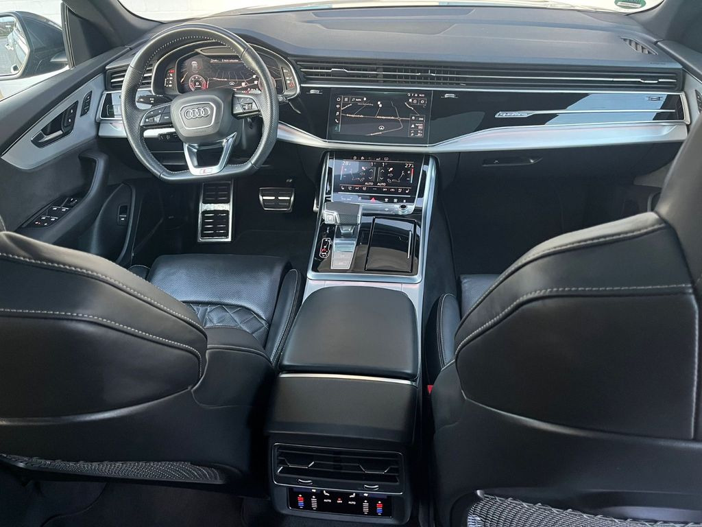 Audi Q8 50 TDI quattro tiptronic 22 Zoll*3xSline*Pano Audi Q8 50 TDI quattro tiptronic 22 Zoll*3xSline*Pano - SUV/ Fuoristrada: foto 3 Audi Q8 50 TDI quattro tiptronic 22 Zoll*3xSline*Pano Audi Q8 50 TDI quattro tiptronic 22 Zoll*3xSline*Pano - SUV/ Fuoristrada: foto 3