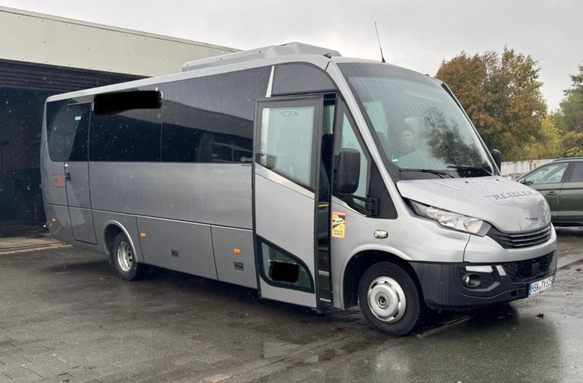 Iveco Atomic AN21 (wenig Km*7.2t) Rosero/ Rapido - Minibus, Pulmino: foto 2 Iveco Atomic AN21 (wenig Km*7.2t) Rosero/ Rapido - Minibus, Pulmino: foto 2