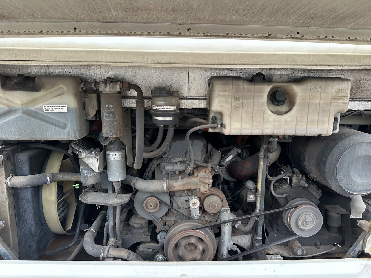 Iveco Irisbus Crossway LE SFR 162 *AC*100 km/h*Schalt Iveco Irisbus Crossway LE SFR 162 *AC*100 km/h*Schalt - Autobus urbano: foto 3 Iveco Irisbus Crossway LE SFR 162 *AC*100 km/h*Schalt Iveco Irisbus Crossway LE SFR 162 *AC*100 km/h*Schalt - Autobus urbano: foto 3