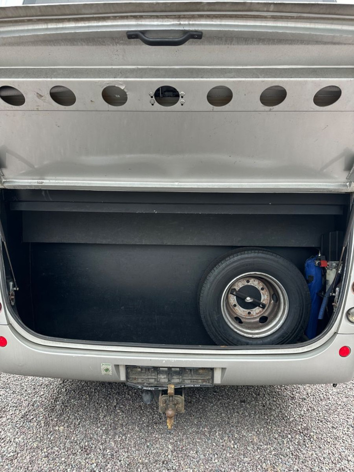 Iveco Kapena Tema 100 (32*Sitze*DE*TOP*Schalt) O510 Iveco Kapena Tema 100 , O 510, 818, Rapido - Minibus, Pulmino: foto 4 Iveco Kapena Tema 100 (32*Sitze*DE*TOP*Schalt) O510 Iveco Kapena Tema 100 , O 510, 818, Rapido - Minibus, Pulmino: foto 4