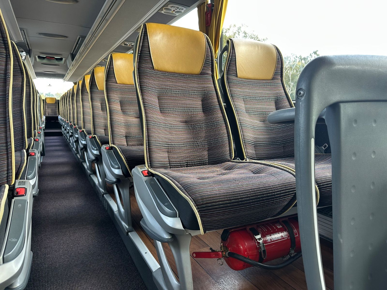 Mercedes-Benz Tourismo O350 RHD (Euro 6 VI *DE*TOP) - Pullman: foto 5 Mercedes-Benz Tourismo O350 RHD (Euro 6 VI *DE*TOP) - Pullman: foto 5