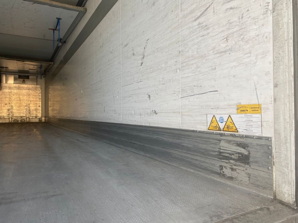 Schmitz Cargobull ThermoKing SKO 24/L FP-45 SLXi 300 Cool Schmitz Cargobull ThermoKing SKO 24/L FP-45 SLXi 300 Cool - Semirimorchio frigorifero: foto 5 Schmitz Cargobull ThermoKing SKO 24/L FP-45 SLXi 300 Cool Schmitz Cargobull ThermoKing SKO 24/L FP-45 SLXi 300 Cool - Semirimorchio frigorifero: foto 5