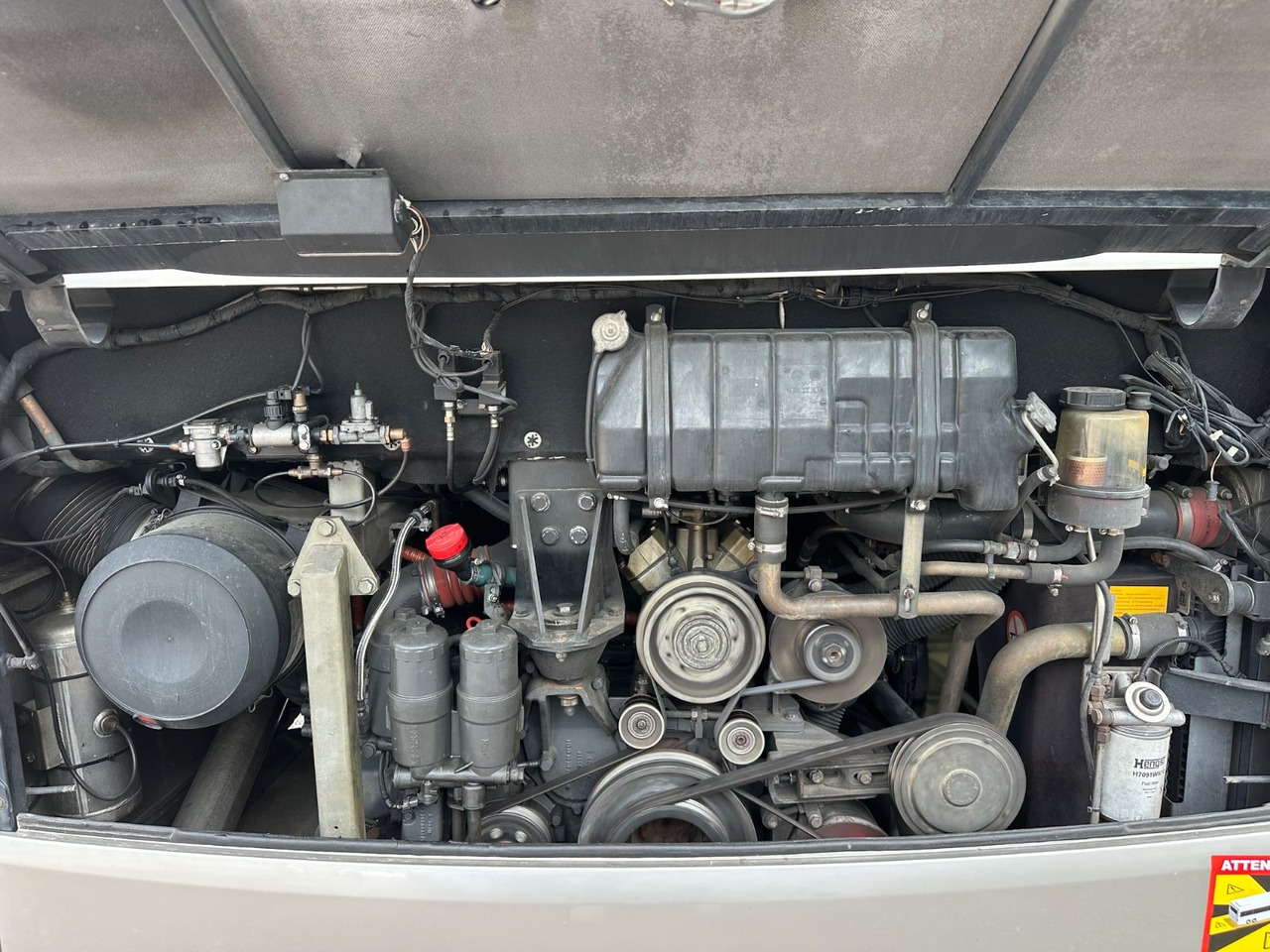 Setra S 415 UL GT (Motor neu*TOP) - Autobus extraurbano: foto 4 Setra S 415 UL GT (Motor neu*TOP) - Autobus extraurbano: foto 4