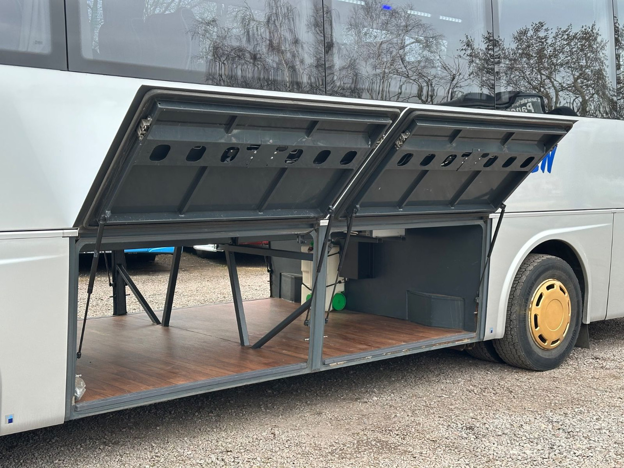 Temsa MD9 C (wenig Km*34 Sitze) - Pullman: foto 5 Temsa MD9 C (wenig Km*34 Sitze) - Pullman: foto 5