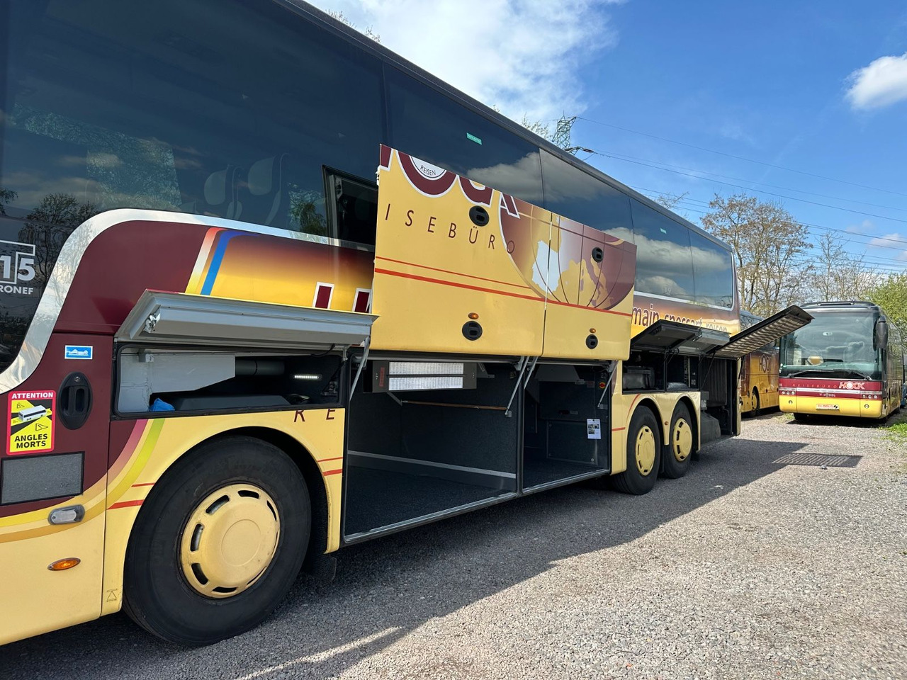 Vanhool T915 Astronef (Euro 5*Panorama Dach) - Pullman: foto 4 Vanhool T915 Astronef (Euro 5*Panorama Dach) - Pullman: foto 4