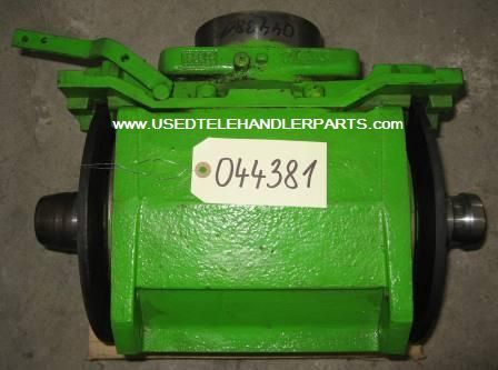 MERLO DIFFERENTIAL GEAR REAR AXLE FOR MULTIFARMER === DIFFERENTIAL HINT. ACHSE FUR MULTIFARMER Nr. 044381 /065359/ - Differenziale per Sollevatore telescopico: foto 1 MERLO DIFFERENTIAL GEAR REAR AXLE FOR MULTIFARMER === DIFFERENTIAL HINT. ACHSE FUR MULTIFARMER Nr. 044381 /065359/ - Differenziale per Sollevatore telescopico: foto 1